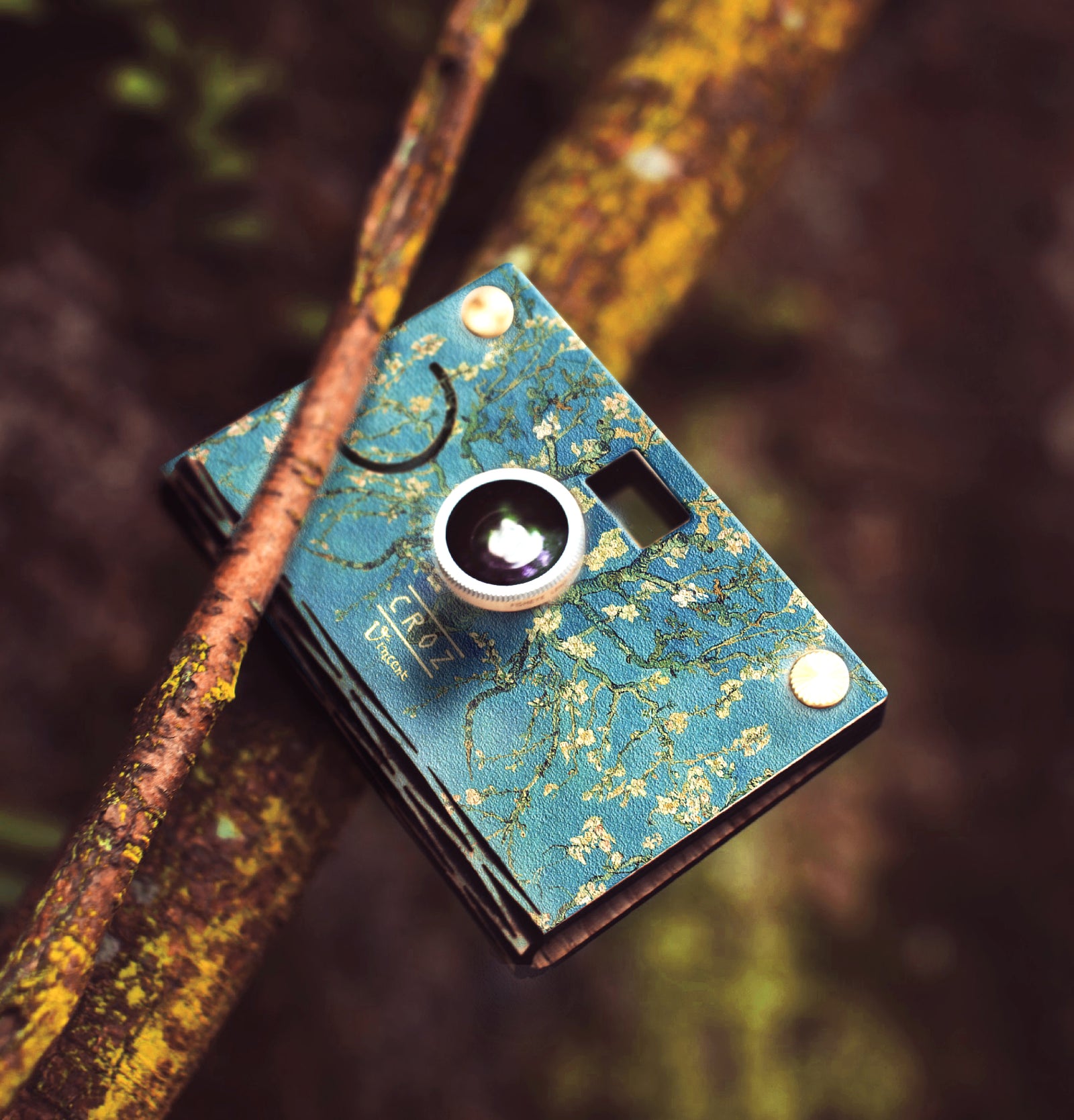 CROZ D.I.Y. Digital Camera X Vincent Van Gogh (Sunflower)